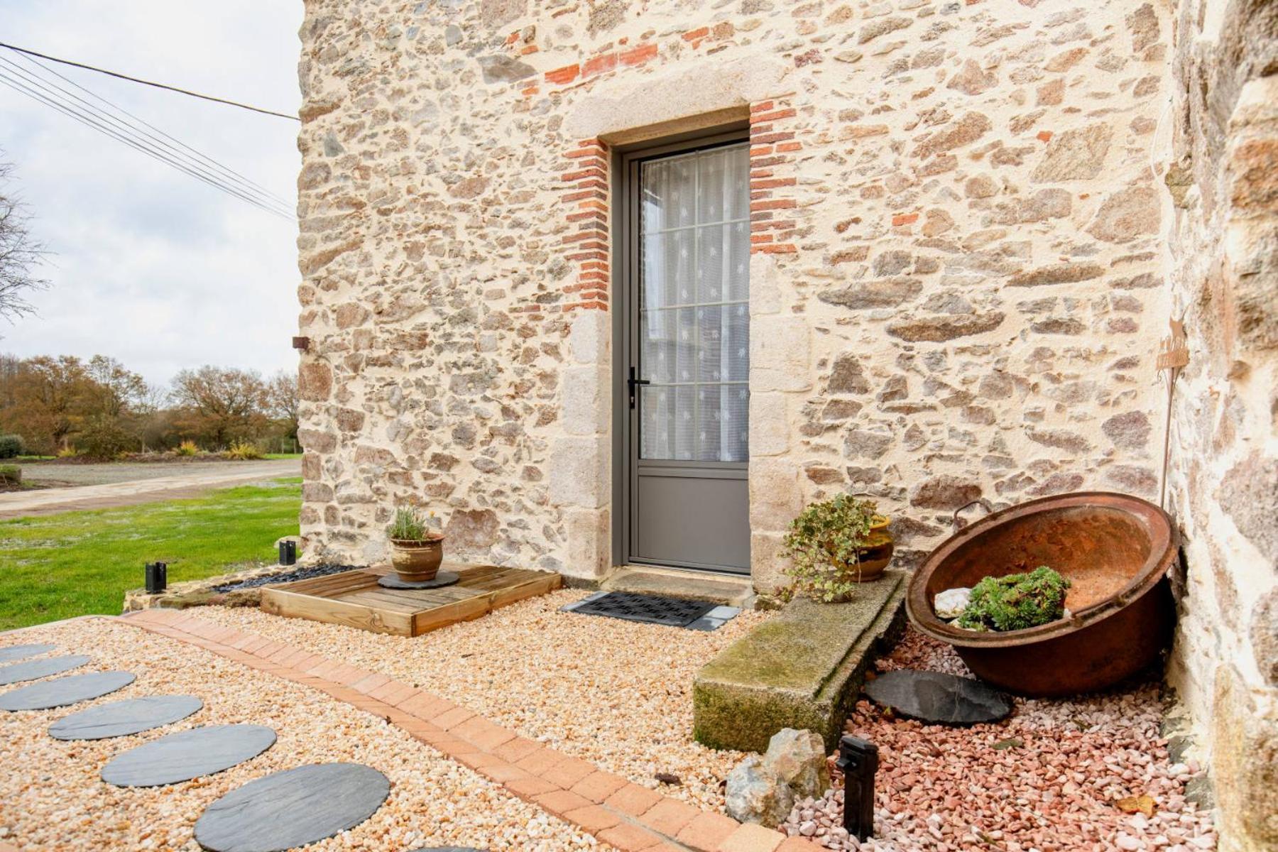 Charmant Gite A La Campagne, Proche Du Puy Du Fou, Les Charmes De Castellariis Pouzauges Exterior photo